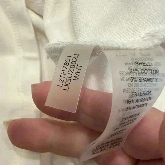 Karl Legerfeld Paris white 3/4 sleeve pullover with silver buttons and tie waist - Picture 8 of 11